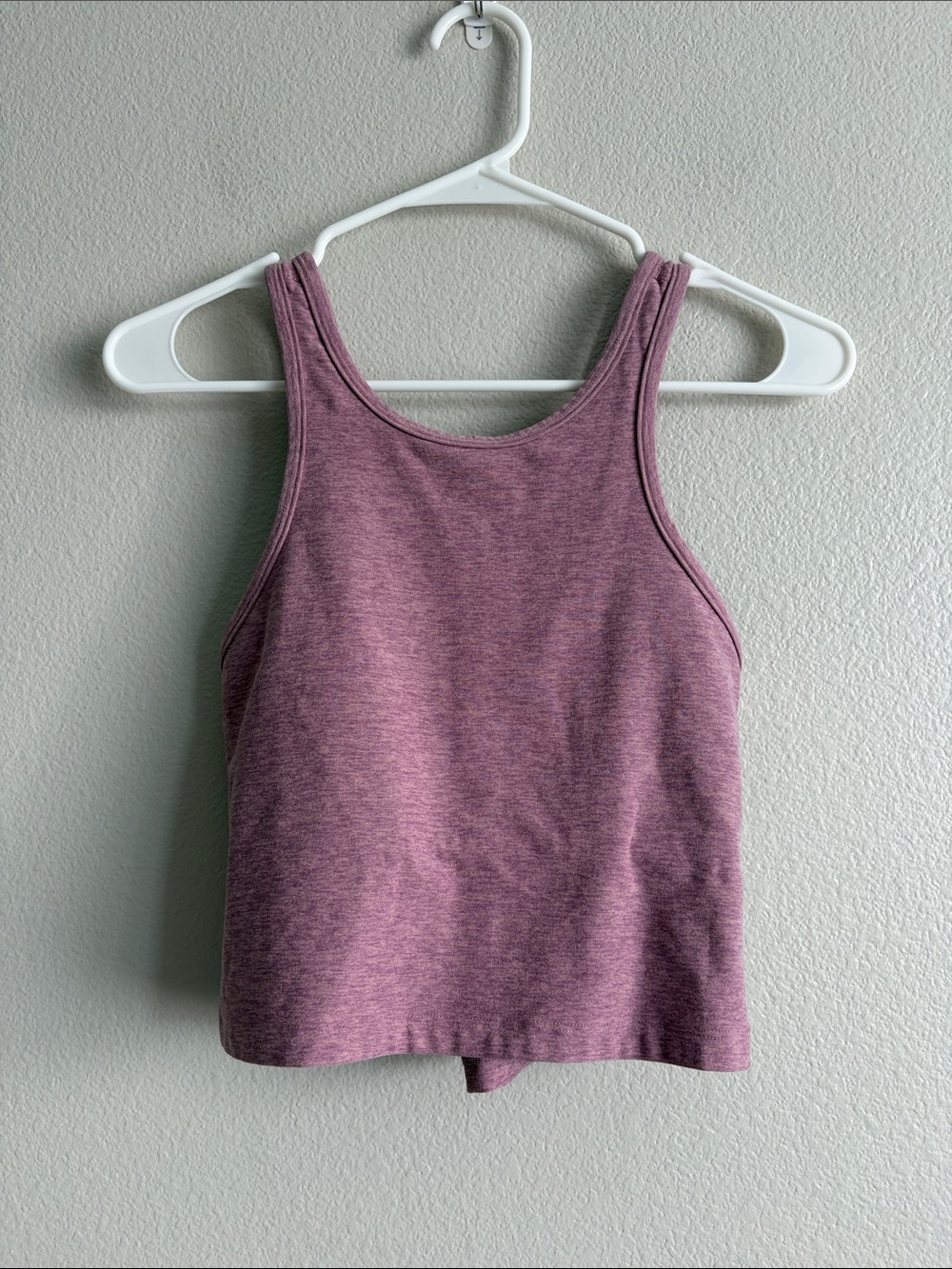 Beyond Yoga Spacedye Studio Cropped Tank in Lilac Mauve - L